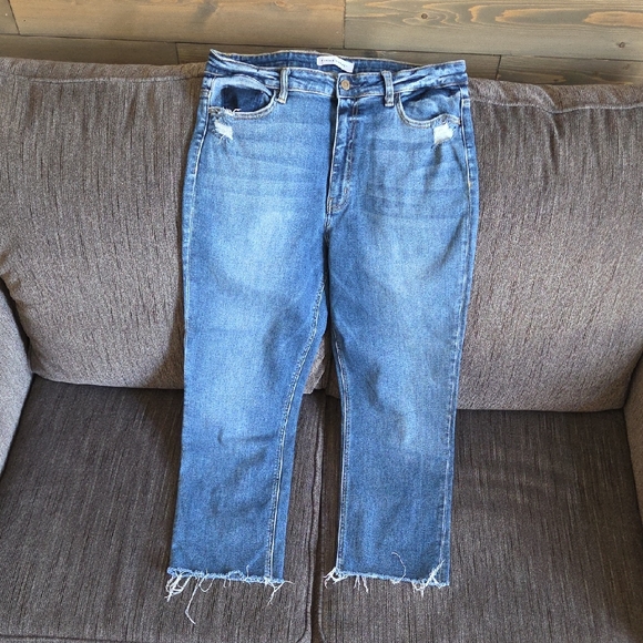 Flying Monkey Blue Cropped Jeans with Frayed Hem. Stretchy and so comfortable!! - Picture 1 of 5